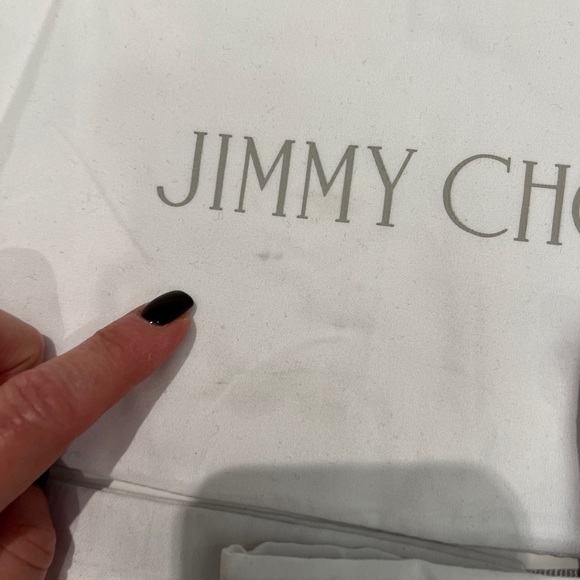 JIMMY Choo Dust Bags w/Drawstring. Set of 3. 11x14.5”, 10.5x14”, 13.5x14”. Used - Picture 6 of 13